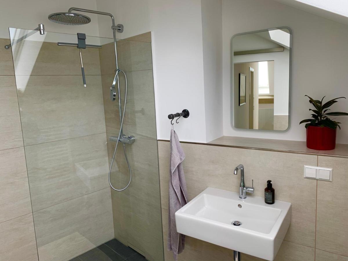 Ferienwohnung Exklusives Penthouse im ehemaligen Bunker Hannover Exterior foto